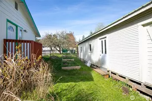 2202 Mill Ave, Bellingham, WA 98225 - Photo 31