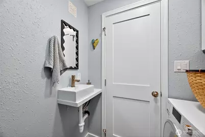 1020 5th Avenue S #2, Edmonds, WA 98020 - Photo 25