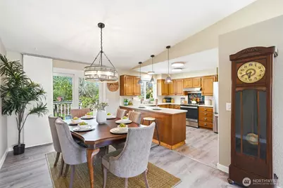 2901 Club Court #316, Mount Vernon, WA 98273 - Photo 5