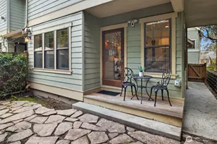 1406 N 38th St, Seattle, WA 98103 - Photo 29