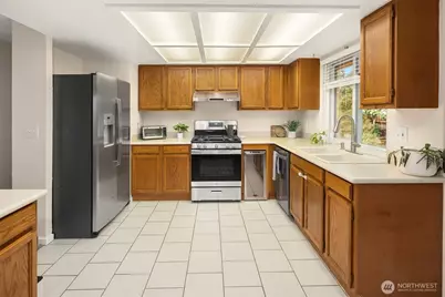 1006 Grant Avenue S, Renton, WA 98057 - Photo 11
