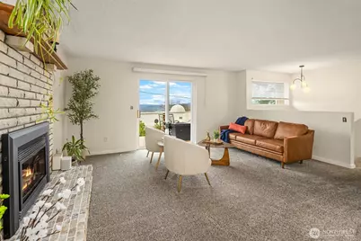 1006 Grant Avenue S, Renton, WA 98057 - Photo 9