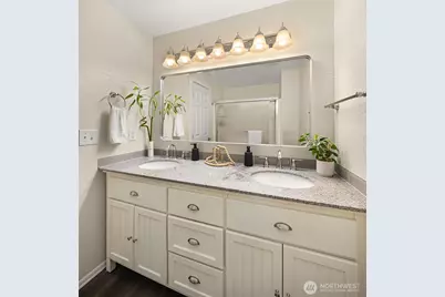1006 Grant Avenue S, Renton, WA 98057 - Photo 15