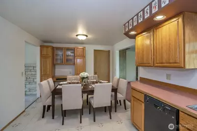 9605 120th Street E, Puyallup, WA 98373 - Photo 11