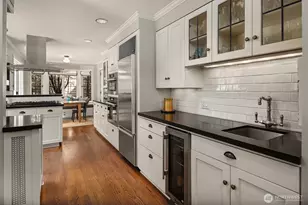 115 Dorffel Dr E, Seattle, WA 98112 - Photo 15