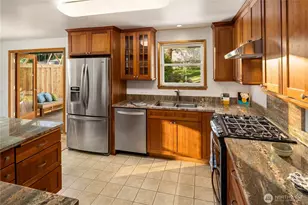 5211 40th Ave SW, Seattle, WA 98136 - Photo 7