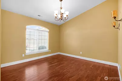 9083 SE Castlewood Drive, Moses Lake, WA 98837 - Photo 11