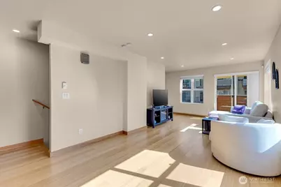 1719 SW Henderson Street, Seattle, WA 98106 - Photo 7