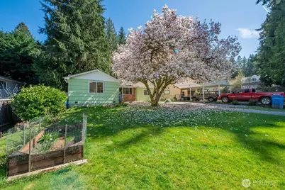 14828 Ashworth Avenue N, Seattle, WA 98117 - Photo 23