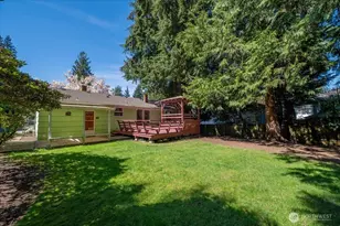 14828 Ashworth Ave N, Seattle, WA 98117 - Photo 35