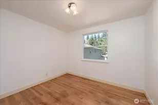 14828 Ashworth Ave N, Seattle, WA 98117 - Photo 15