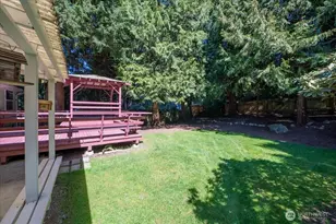 14828 Ashworth Ave N, Seattle, WA 98117 - Photo 33