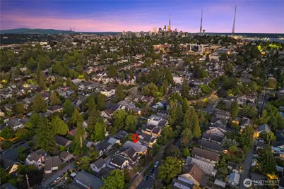2528 1st Avenue W, Seattle, WA 98119 - Photo 23