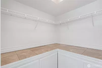 14021 SE 64th St, Bellevue, WA 98006 - Photo 17