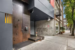 1111 E Pike St, Seattle, WA 98122 - Photo 21