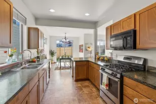 11506 188 St E, Puyallup, WA 98374 - Photo 13