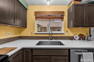 5959 S 12th St, Tacoma, WA 98465 - Photo 9