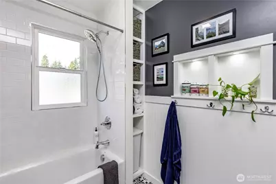 215 SW 183rd Street, Normandy Park, WA 98166 - Photo 11