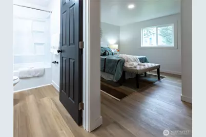 1005 Emerald Street, Milton, WA 98354 - Photo 5