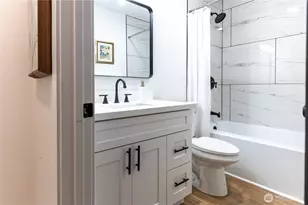 1005 Emerald St, Milton, WA 98354 - Photo 13