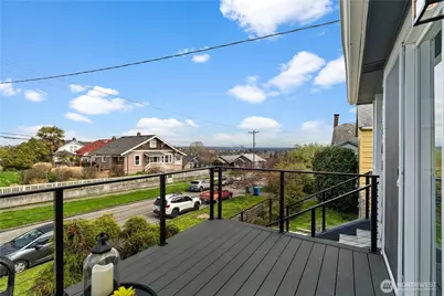 1811 S Stevens Street, Seattle, WA 98144 - Photo 1