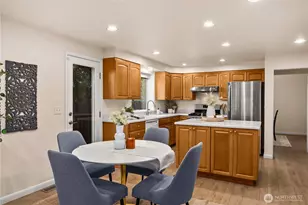 117 NW 130th St, Seattle, WA 98133 - Photo 17