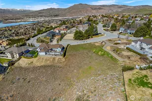 2450 Twin Peaks View, East Wenatchee, WA 98802 - Photo 5