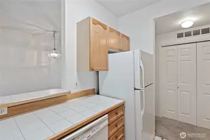 12122 NE 171st Pl, Bothell, WA 98011 - Photo 9