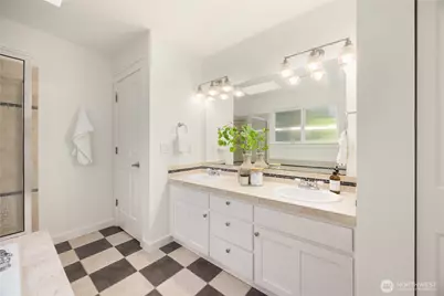 10729 23rd Avenue NE, Seattle, WA 98125 - Photo 29