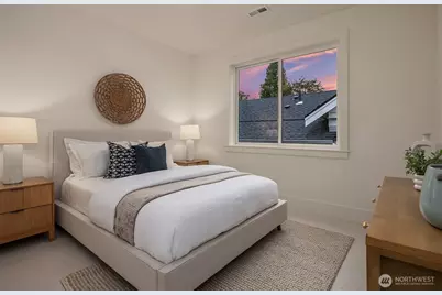 1027 McGilvra Boulevard E, Seattle, WA 98112 - Photo 25