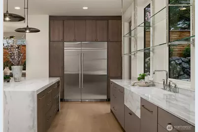 1027 McGilvra Boulevard E, Seattle, WA 98112 - Photo 9