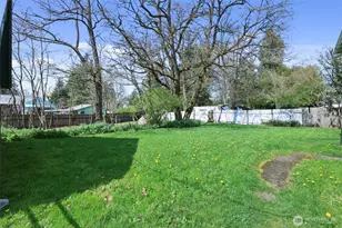 9906 Croft St S, Tacoma, WA 98444 - Photo 33