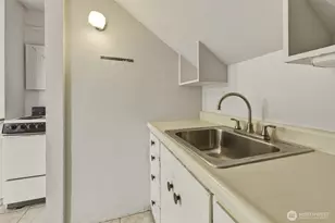 9906 Croft St S, Tacoma, WA 98444 - Photo 11