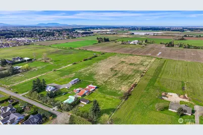 8683 Benson Road, Lynden, WA 98264 - Photo 3