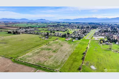 8683 Benson Road, Lynden, WA 98264 - Photo 7