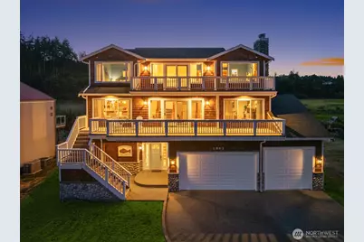 1943 Shore Avenue, Freeland, WA 98249 - Photo 1