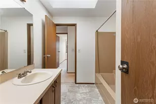 13517 11th Ave S, Tacoma, WA 98444 - Photo 23