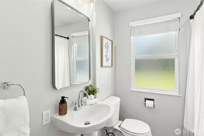 3919 Midvale Avenue N, Seattle, WA 98103 - Photo 23