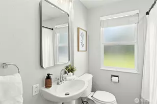 3919 Midvale Ave N, Seattle, WA 98103 - Photo 23