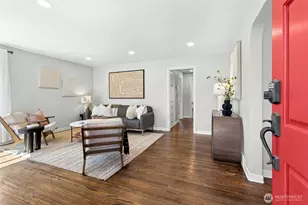 3919 Midvale Ave N, Seattle, WA 98103 - Photo 7