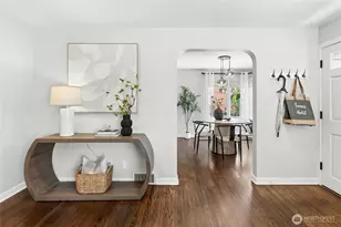 3919 Midvale Ave N, Seattle, WA 98103 - Photo 13