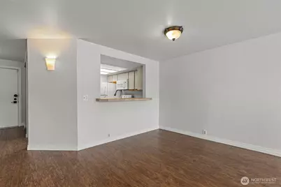 500 W Roy Street #W103, Seattle, WA 98119 - Photo 5