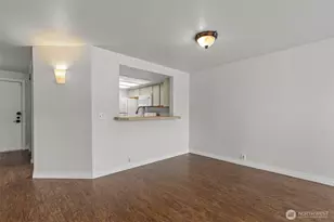 500 W Roy St, Seattle, WA 98119 - Photo 5