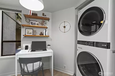 500 W Roy Street #W103, Seattle, WA 98119 - Photo 11