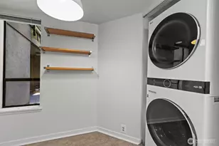 500 W Roy St, Seattle, WA 98119 - Photo 13