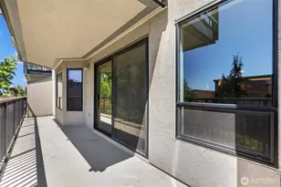 500 W Roy St, Seattle, WA 98119 - Photo 23