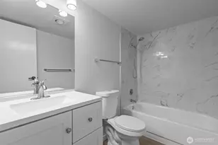 500 W Roy St, Seattle, WA 98119 - Photo 21