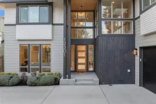 12301 NE 107th St, Kirkland, WA 98033 - Photo 3