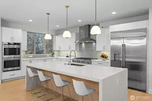 12301 NE 107th St, Kirkland, WA 98033 - Photo 9