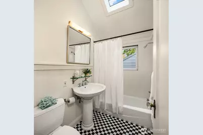 4340 NE 56th Street, Seattle, WA 98105 - Photo 21